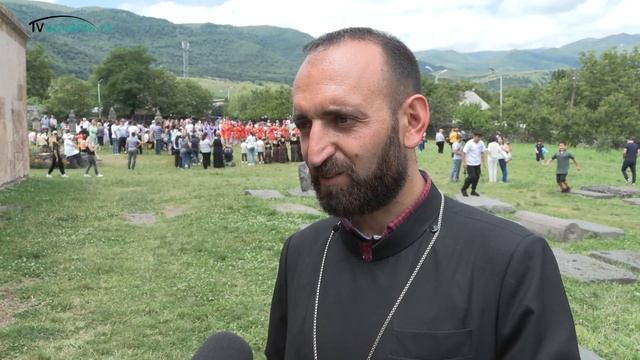 Օձունում նշեցին Վարդավառը смотреть онлайн