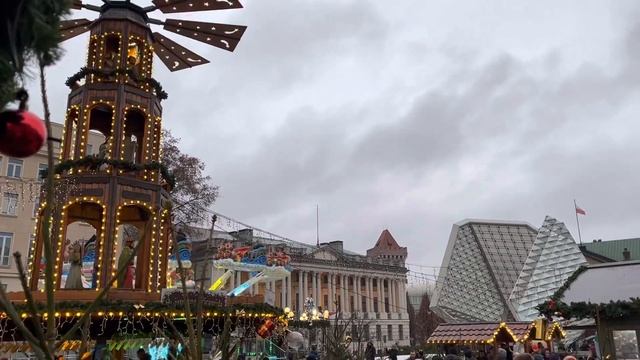 Рождественская ярмарка в Познани смотреть онлайн