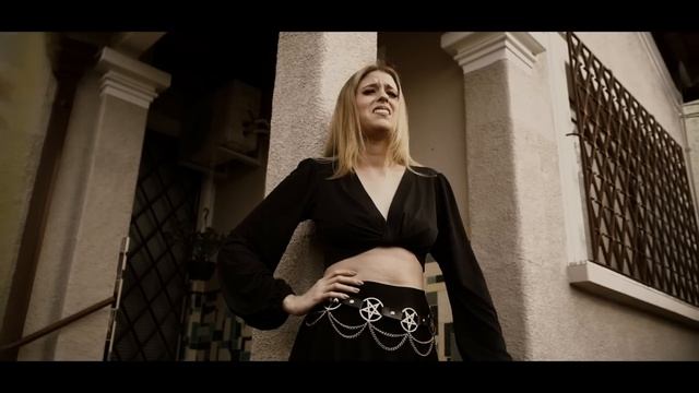 Electric Mob - "Higher Than Your Heels" - Official Music Video смотреть онлайн