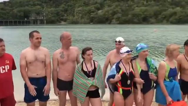 награждение Анны Никулиной. Заплыв через озеро 3.05.2019