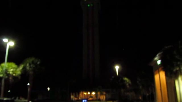 Citrus Tower Christmas light show, Clermont Florida.MOV смотреть онлайн