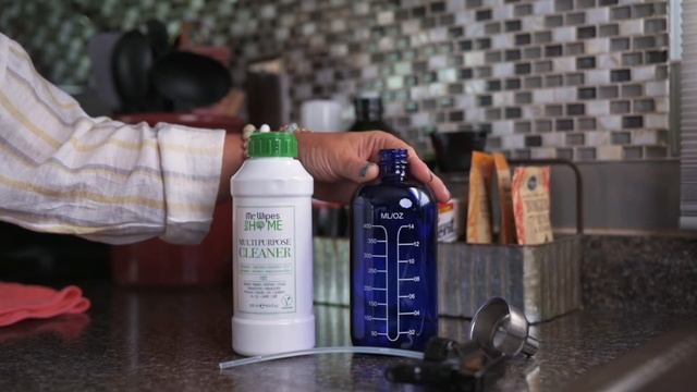 How to make your own bio-friendly multi purpose cleaning spray! смотреть онлайн