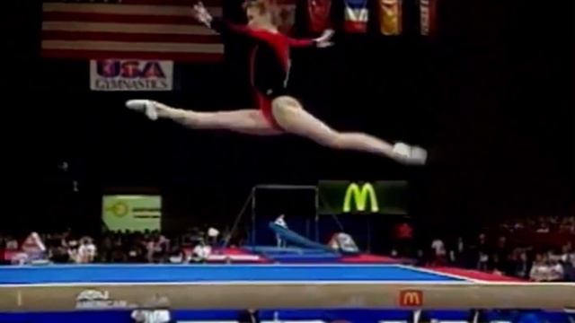 SVETLANA BOGINSKAYA - REMEMBER HOW ELEGANT SHE WAS? Olympian analyzes her beam skills and routine. смотреть онлайн