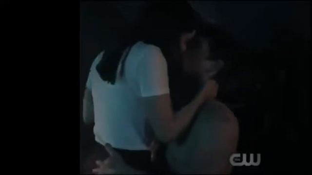 Betty and Archie - А она тебе не идёт смотреть онлайн