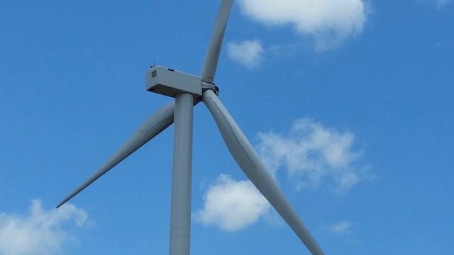 How loud are wind turbines or wind turbine farms? смотреть онлайн