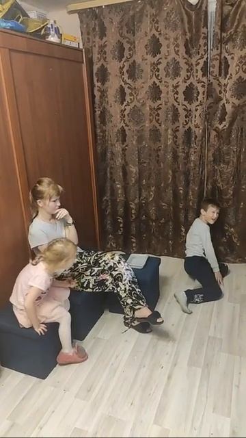 сынуля съел что-то не то) #пранк#семейныеигры #семьялюбовь смотреть онлайн
