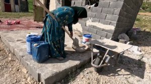 The cold can't stop her: building a wooden pallet roo#doora#tlird