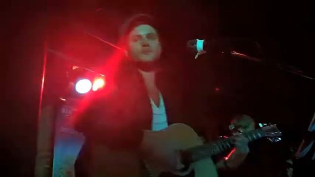 Graffiti6 - To Love Somebody (Bee Gees cover) смотреть онлайн