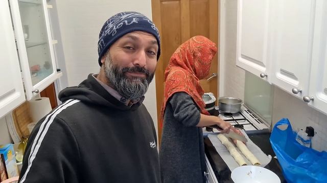 Iftar Preparation In Uk 🇬🇧 | Wife Made Special Iftar Today | Ramadan Routine смотреть онлайн