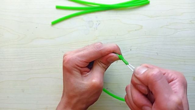 how to make a slingshot belt，DIY，Without any rope смотреть онлайн
