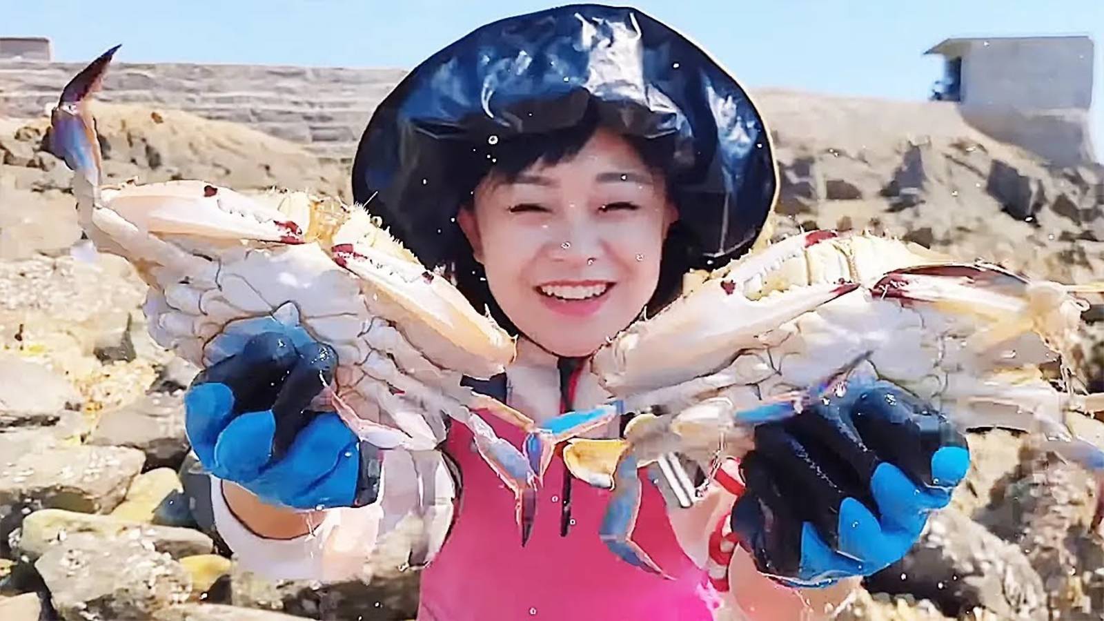 Рыбалка 2025. Рыбачка Сяо Чжан отправляется на утреннюю прогулку! смотреть онлайн