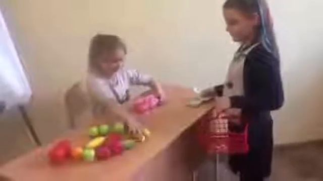 Играем в магазин Учим английский смотреть онлайн