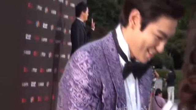 [FANCAM] 110526 Close-up TOP @ The 47th Baeksang awards смотреть онлайн