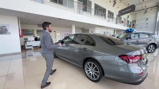 Mercedes-Benz E-Класс V (W213, S213, C238) Рестайлинг, 2021 смотреть онлайн