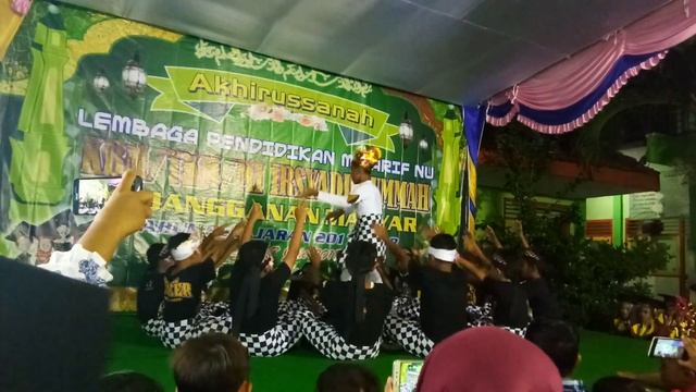 Tari kecak смотреть онлайн