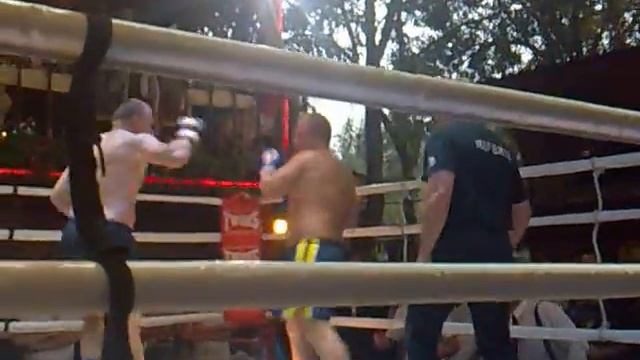 Белый медведь. Бой 2,раунд 2-3 смотреть онлайн