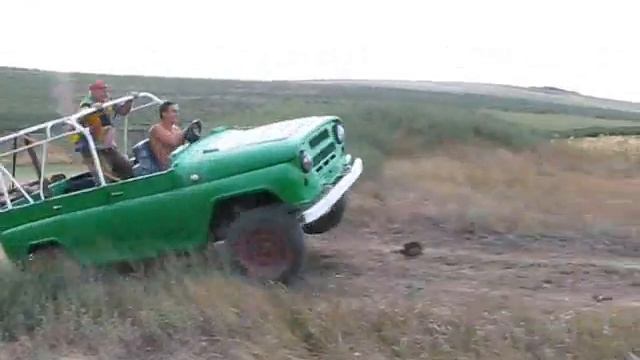 Игорёк на УАЗике смотреть онлайн