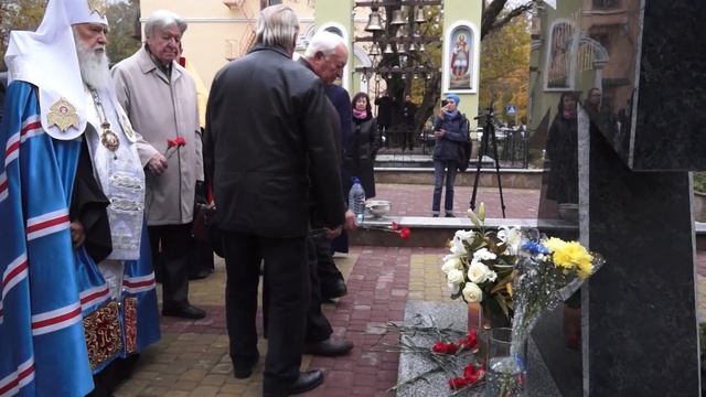 Освячення меморіальних дошок загиблим студентам КПІ смотреть онлайн