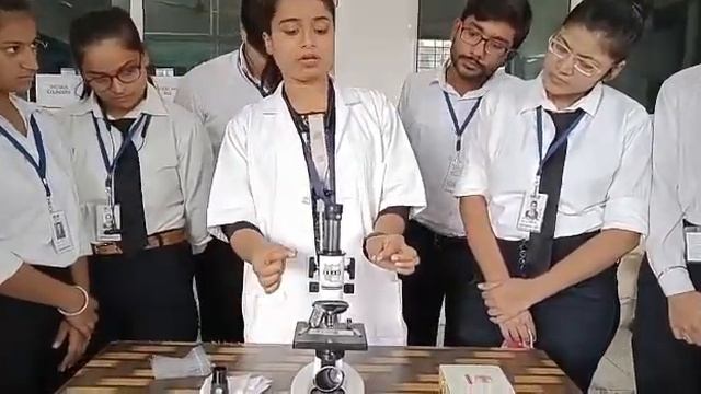 Explain microscope functions and use in DMLT class. смотреть онлайн
