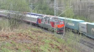 Грузовой и почтовый поезда РЖД на Транссибе | Железная дорога в Сибири