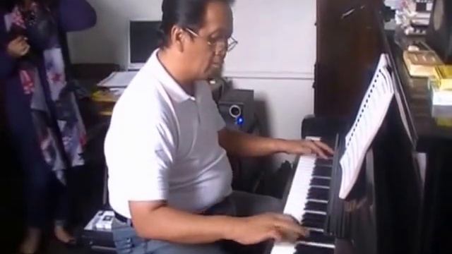 " THE GIRL FROM IPANEMA " played by ' FOCUS JAZZ TRIO ' смотреть онлайн