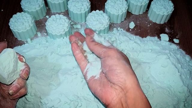 Special for you @powderylittersASMR Happy birthday 🥳 🎉 💚 #bakingsoda #asmr #asmrsoda #асмр смотреть онлайн