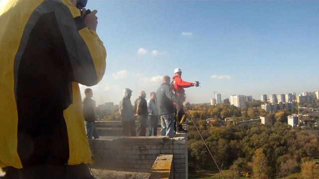 Прыжки с 16-этажки (Днепропетровск) 20 октября смотреть онлайн