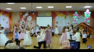 Прощальный вальс на выпускном в детском саду.