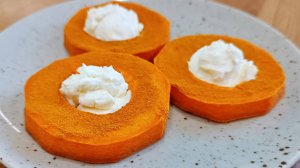 ЗАПЕЧЕННАЯ ТЫКВА с куркумой, подается с творожным сыром