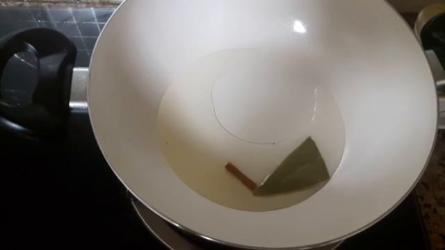 Thakkali Kulambu in Tamil/Tomatoes Kulambu in Tamil смотреть онлайн