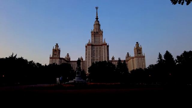 Motionlapse. МГУ. 2022-08-05 смотреть онлайн