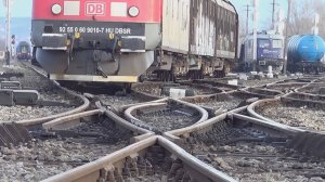 КАК ПОВОРАЧИВАЕТ ПОЕЗД!