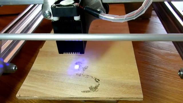 Laser 1,6W (Лазер 1,6 Ватт) гравировка на фанере. смотреть онлайн