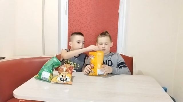 пробуем чипсы А4 LAVA LAVA смотреть онлайн