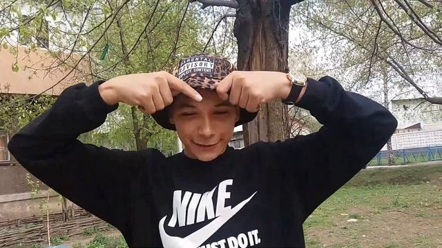 Пришла панама / Vasya Pulemetchik смотреть онлайн