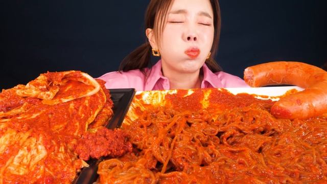 [Mukbang ASMR] 한국에서 가장 매운🔥송주불냉면+실비김치 The Most Spicy Songju Noodle+Silbi KIMCHI Eatingshow Ssoyoung смотреть онлайн