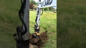 Использование грейфера и ковшей для эффективной выемки грунта и подготовки к установке новой