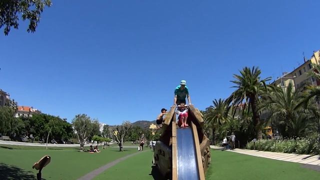 3 Каникулы на Лазурном берегу Франции. Боулинг. Парки в Ницце. смотреть онлайн