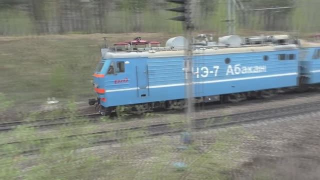 Сборник поездов РЖД - грузовой локомотив ВЛ80 на Транссибе | Железная дорога в Сибири