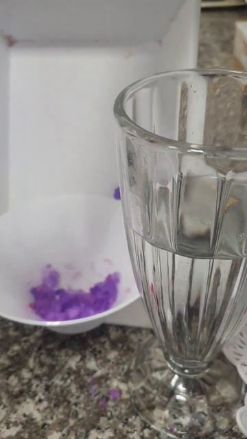 Lavender salt foot spa water desolve #footspa смотреть онлайн