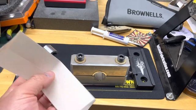 Bravo Barrel Vise from Short Action Customs смотреть онлайн