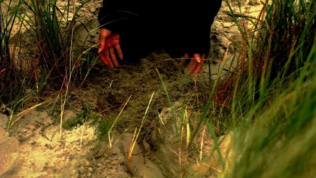 LObAI Art Project - Witch digging in witness killing field landscape смотреть онлайн