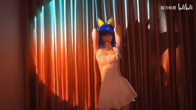 真·埃及猫艳后真人版【菇力帕君】Ankha摇 смотреть онлайн