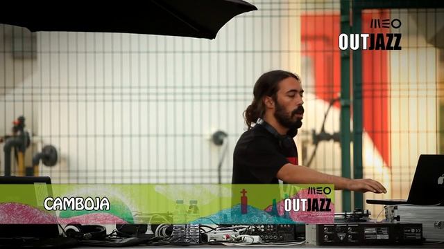 MEO OUTJAZZ AV DA INDIA GAU 2013 06 21 смотреть онлайн
