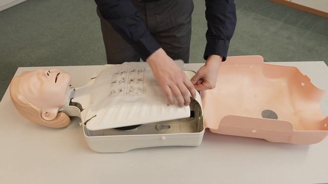 Little Anne QCPR Upgrade Kit - installation guide смотреть онлайн