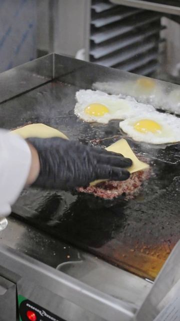 Жарочная поверхность смотреть онлайн