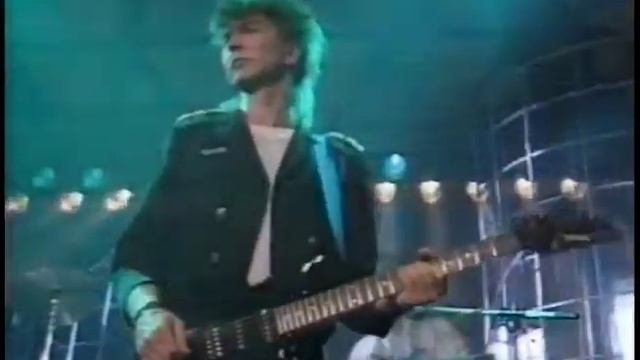 Wang Chung - Let's Go (Montreux Rock Festival 1987) смотреть онлайн