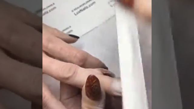 Hand Filing смотреть онлайн