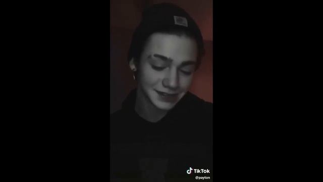 |ПЭЙТОН ЦЕЛУЕТСЯ С ФАНАТКОЙ?!|МИЛЫЕ ВИДЕО ПЭЙТОНА| смотреть онлайн