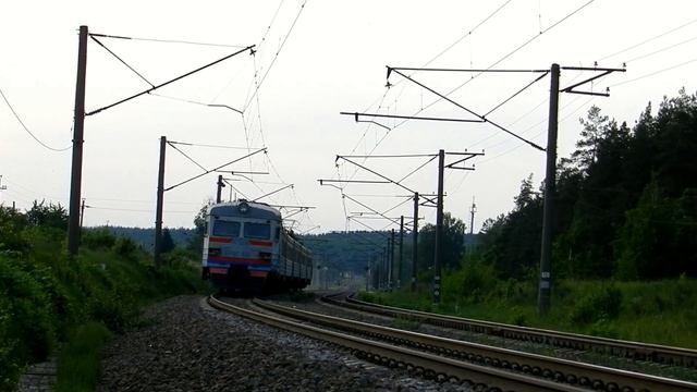 "Конструктор" ЭР9Е/М-651/4008 сообщением Коростень - Киев смотреть онлайн